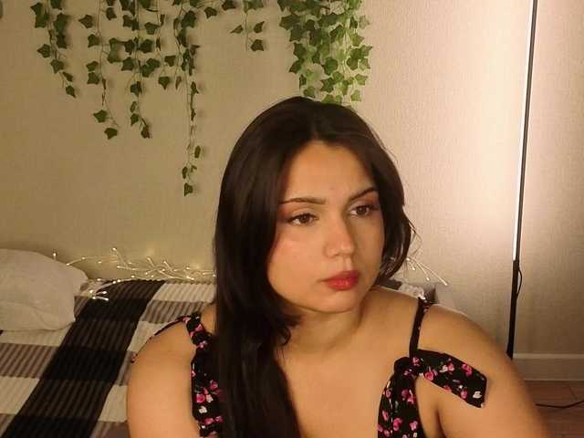 Vivien-Ross live cam on BongaCams