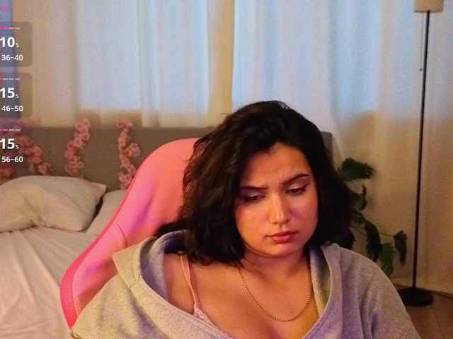 Vivien-Ross live cam on BongaCams