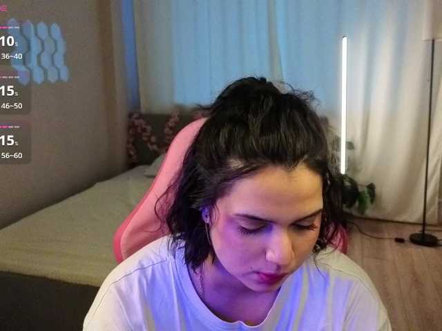 Vivien-Ross live cam on BongaCams