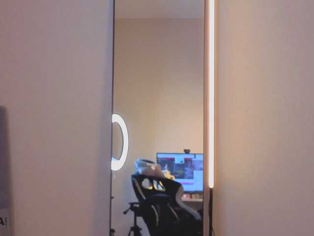 Vivien-Ross live cam on BongaCams