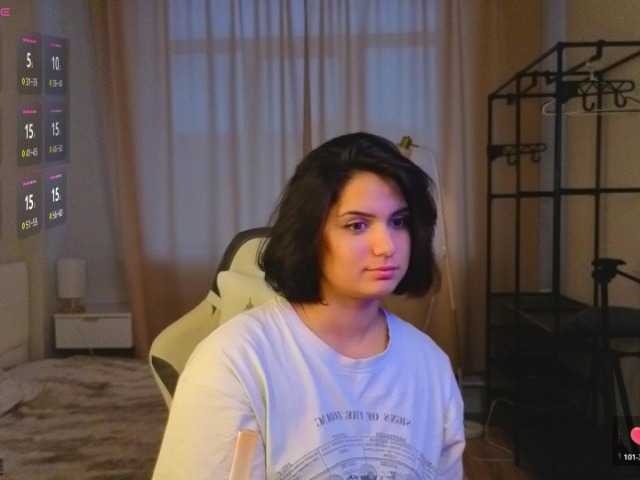 Vivien-Ross live cam on BongaCams