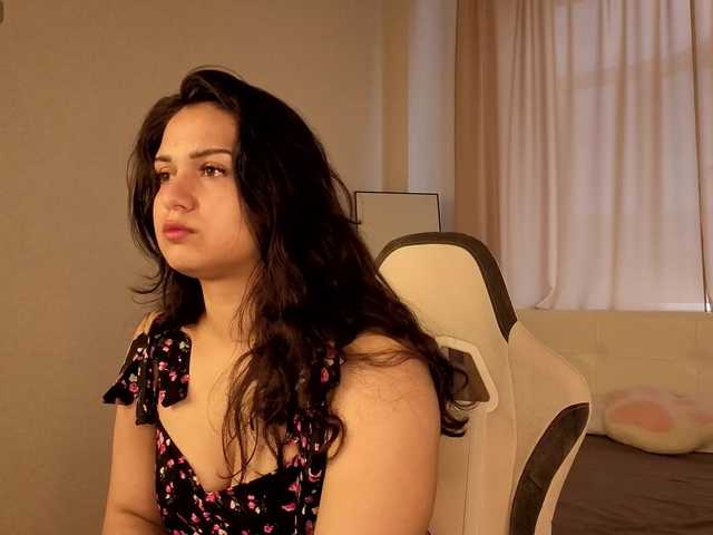 Vivien-Ross live cam on BongaCams