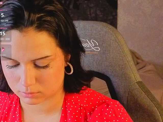 Vivien-Ross live cam on BongaCams