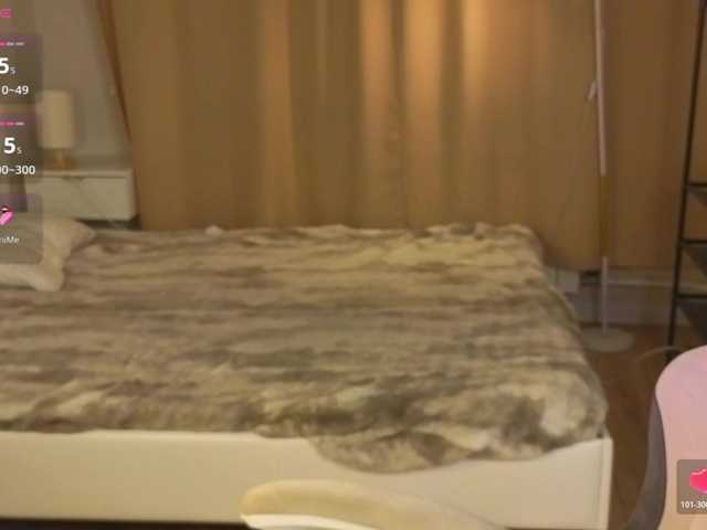 Vivien-Ross live cam on BongaCams