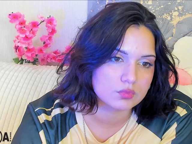 Vivien-Ross live cam on BongaCams