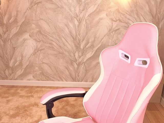 Vivien-Ross live cam on BongaCams
