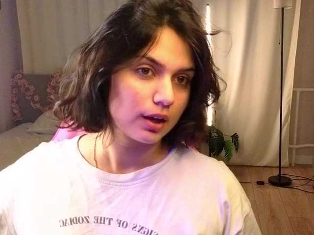 Vivien-Ross live cam on BongaCams