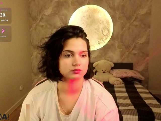 Vivien-Ross live cam on BongaCams
