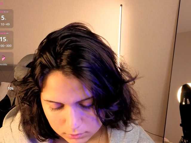Vivien-Ross live cam on BongaCams