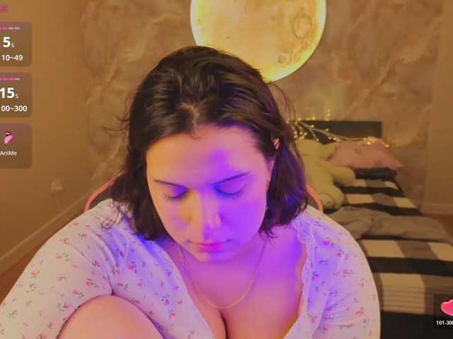 Vivien-Ross live cam on BongaCams
