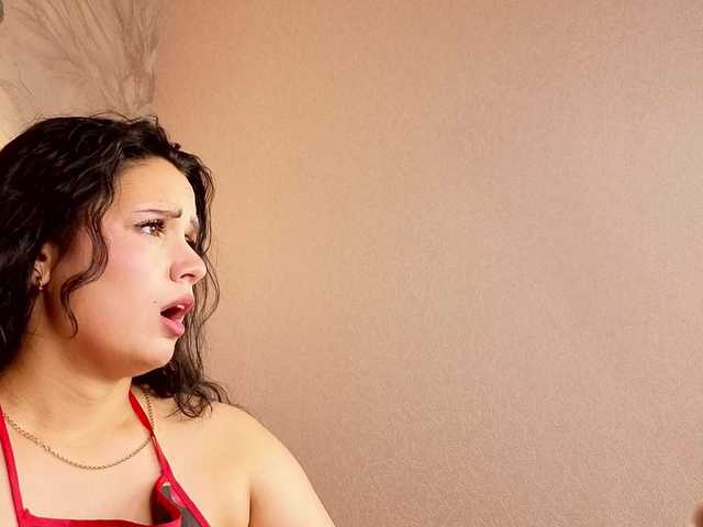 Vivien-Ross live cam on BongaCams