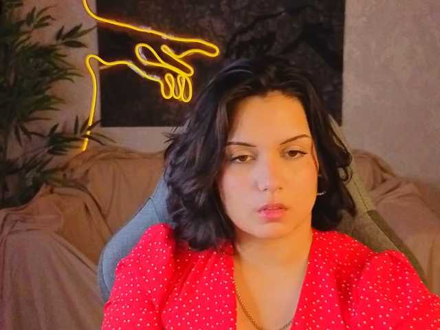 Vivien-Ross live cam on BongaCams