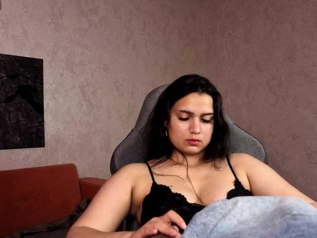 Vivien-Ross live cam on BongaCams