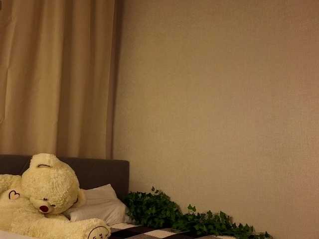 Vivien-Ross live cam on BongaCams