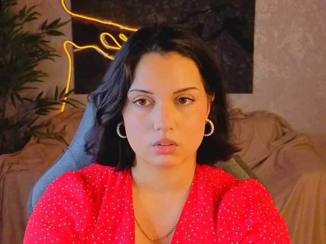 Vivien-Ross live cam on BongaCams