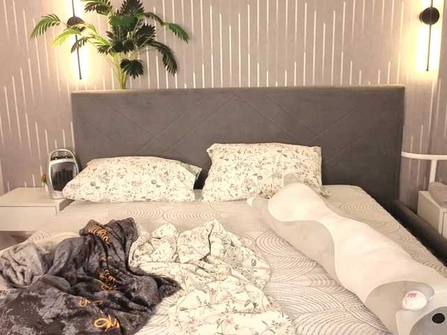 Vivien-Ross live cam on BongaCams