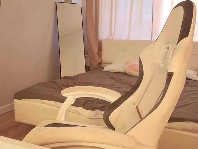 Vivien-Ross live cam on BongaCams