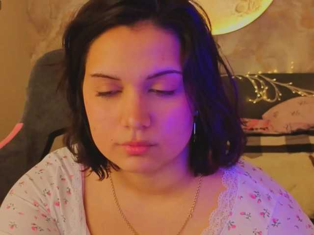 Vivien-Ross live cam preview