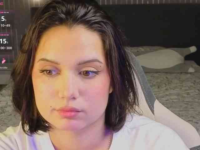 Vivien-Ross Live Webcam on BongaCams