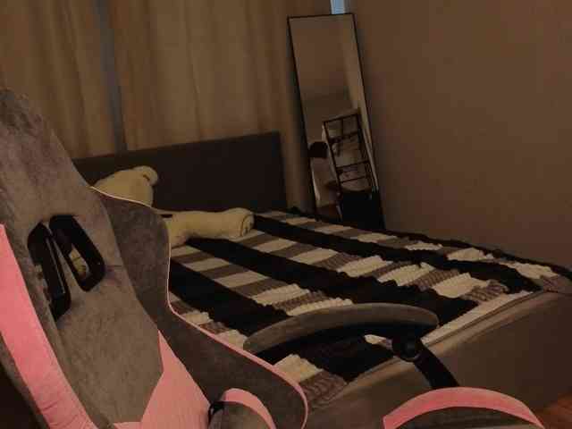 Vivien-Ross webcam