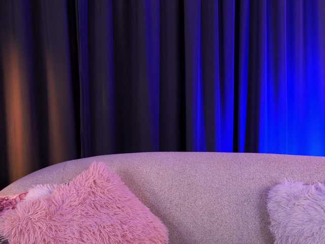 PearlPlenty live cam on BongaCams