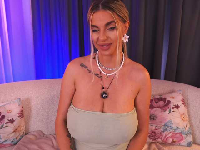 PearlPlenty live webcam show