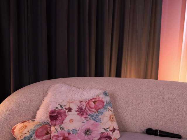 PearlPlenty live cam on BongaCams
