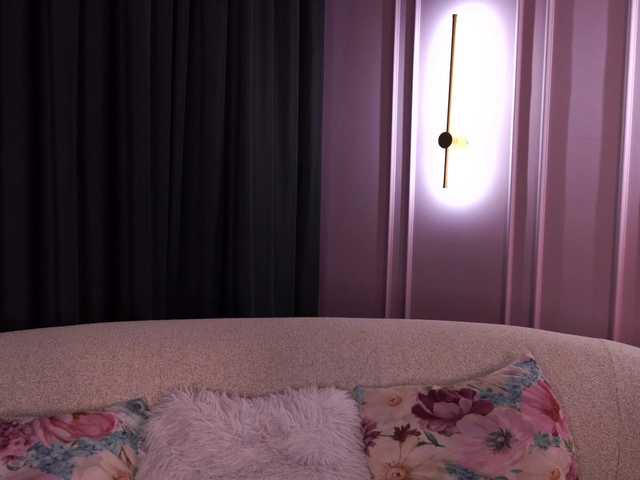 PearlPlenty live webcam show
