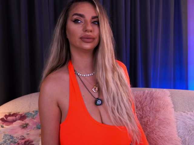 PearlPlenty live cam on BongaCams