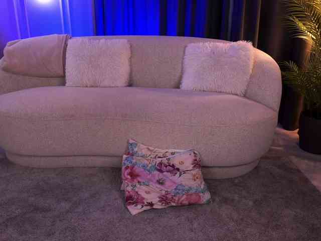PearlPlenty webcam