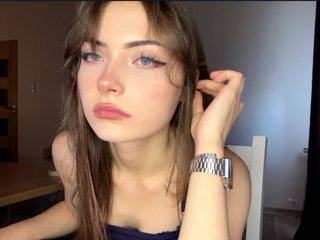 HoodKate Porn Show
