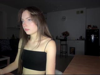 HoodKate Porn Show