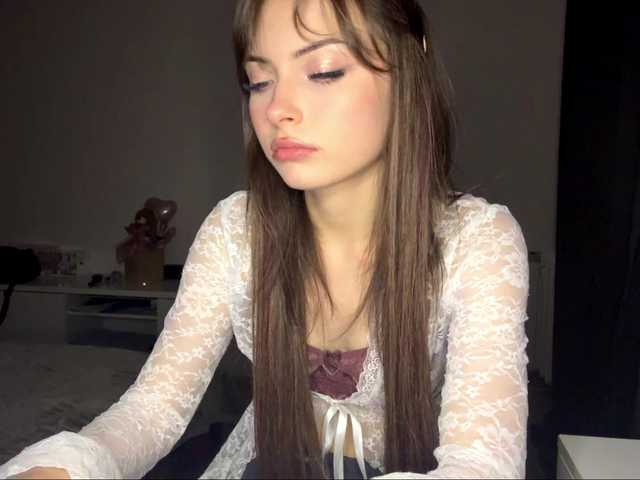 HoodKate live cam