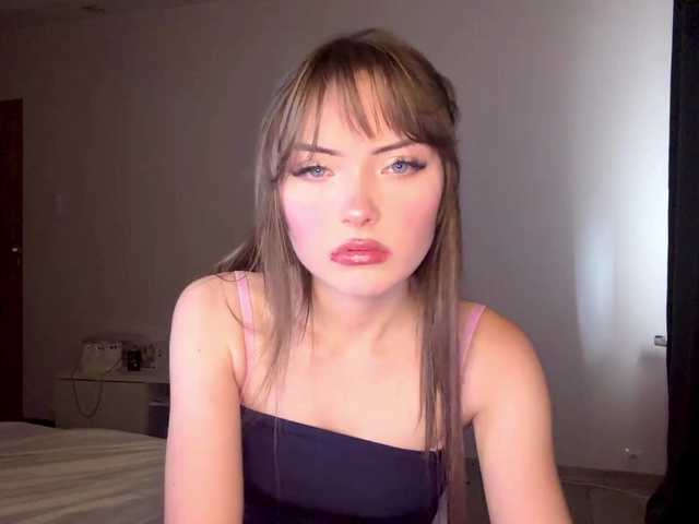 HoodKate live cam on BongaCams
