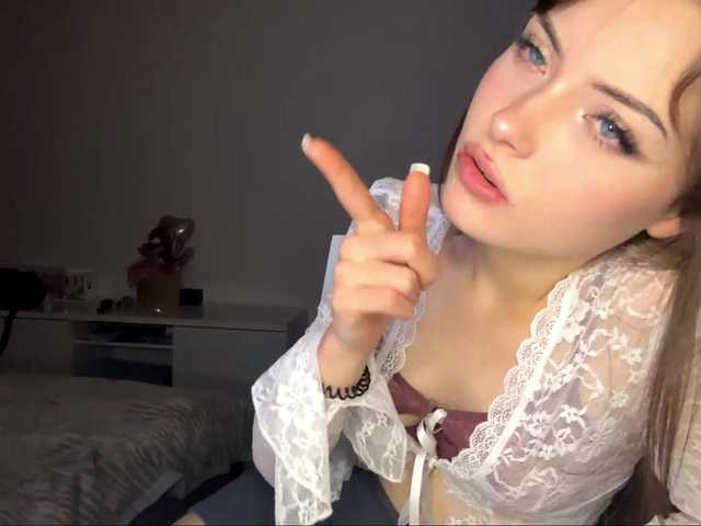 HoodKate live cam on BongaCams