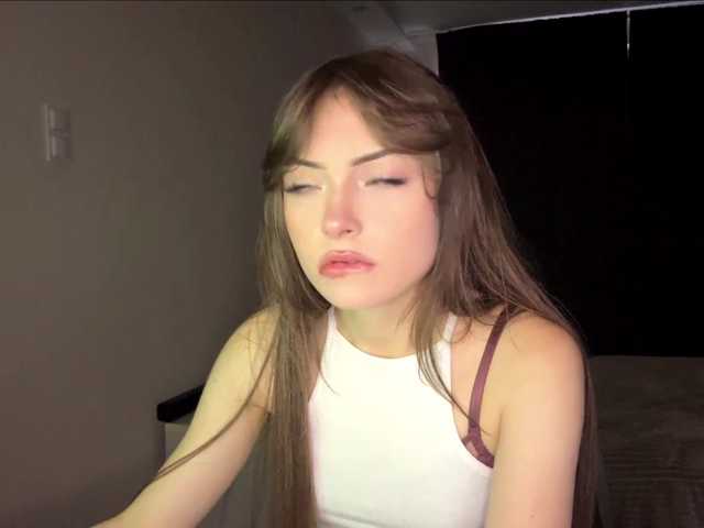 HoodKate live cam on BongaCams