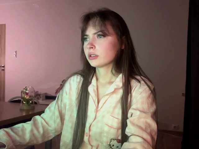 HoodKate live cam on BongaCams