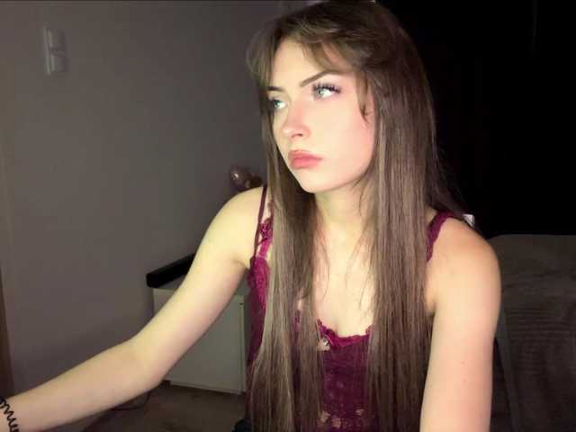 HoodKate live cam on BongaCams