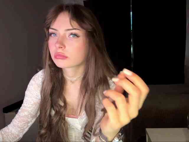 HoodKate webcam