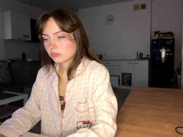 HoodKate webcam