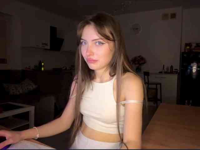 HoodKate webcam