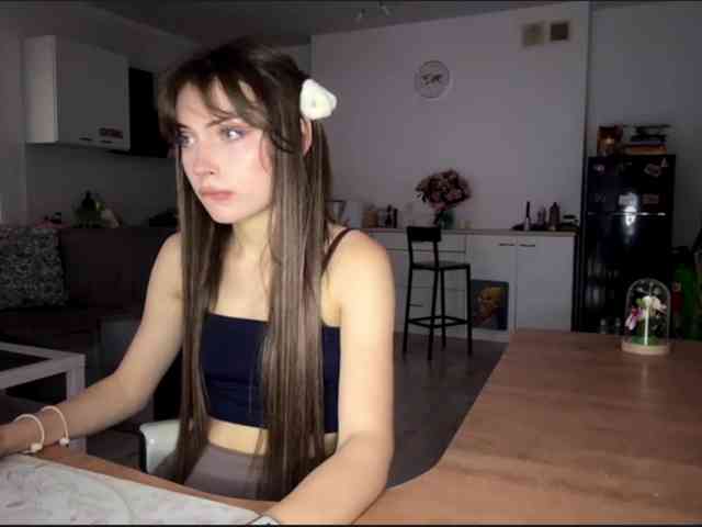 HoodKate webcam