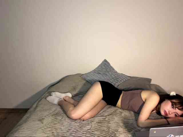 HoodKate webcam