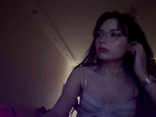 HoodKate webcam