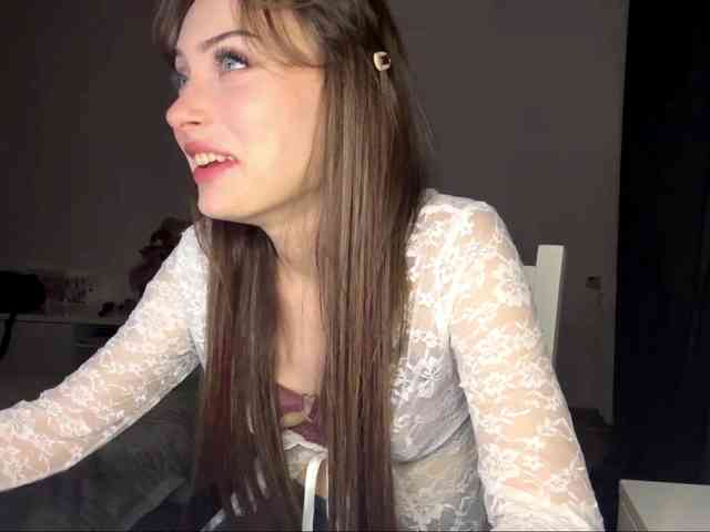 HoodKate webcam