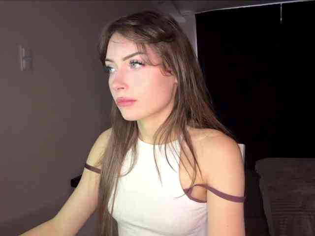 HoodKate webcam