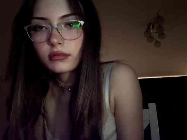 HoodKate webcam