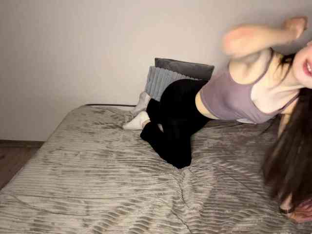 HoodKate webcam