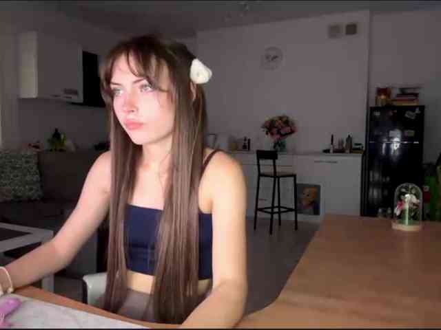 HoodKate webcam