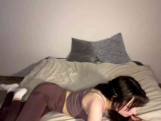 HoodKate webcam